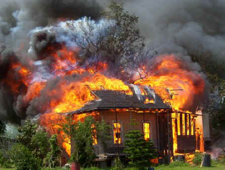 fire1.jpg (65217 bytes)