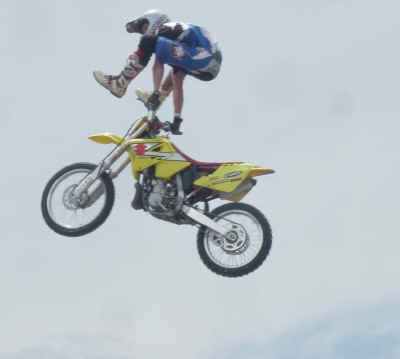 psy2.jpg (25913 bytes)