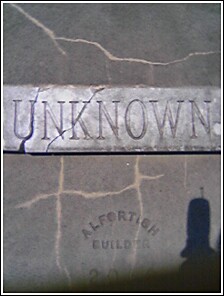 unknownname.jpg (18853 bytes)